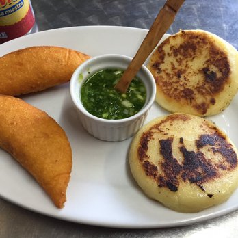 Mr. Pollo - Colombian Near Me - Daly City, California
