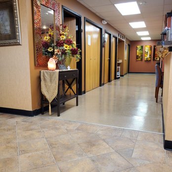 Body Logic Massage - Relaxing waiting area. - Massage Therapy Near Me - Evansville, Indiana