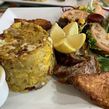 Gustico Latin Kitchen - Mofongo de Chicharron de Cerdo con queso - Latin American Near Me - Yonkers, New York Gustico Latin Kitchen - Mofongo de Chicharron de Cerdo con queso - Latin American Near Me - Yonkers, New York