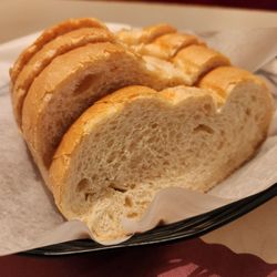 Tillie's Restaurant & Chantillie Lounge - Delicious bread