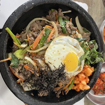 Han Yang - Korean BBQ Beef Dolsot Bimbimbap | IG: @socalsnomnoms - Korean Near Me - Buena Park, California