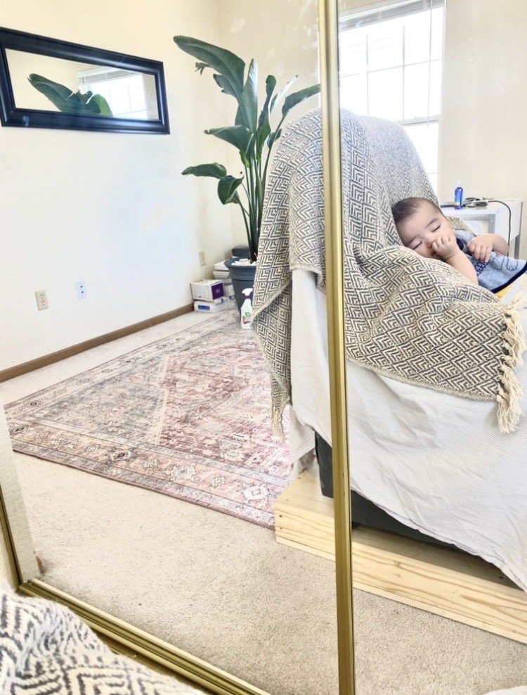 DEERBROOK APARTMENTS 710 Deerbrook Cir, Knob Noster, Missouri