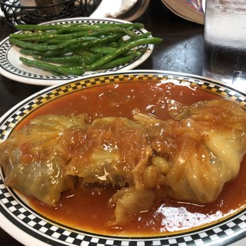 Kibitz Room - Cabbage rolls with a side of fresh green beans - Delis Near Me - Cherry Hill, New Jersey Kibitz Room - Cabbage rolls with a side of fresh green beans - Delis Near Me - Cherry Hill, New Jersey
