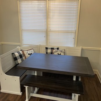 Handyman In Atlanta - This breakfast nook came on a large pallet. Roddrick jumped in and started sorting through the pallet and had this built in no time! - Handyman Near Me