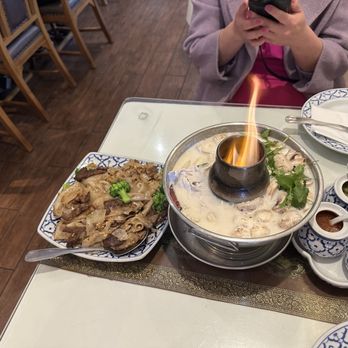 President Thai - Pad see ew with beef and chicken coconut soup - Thai Near Me - Pasadena, California