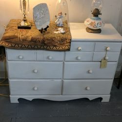 Silver Fox Merchants of Antiques and Uniques - Love this little white chest of drawers!
