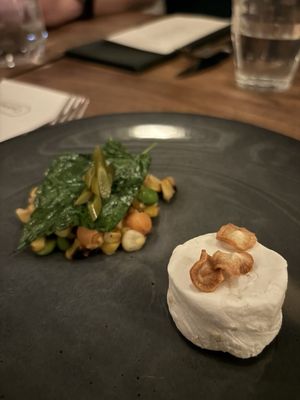 Avelo Restaurant by null