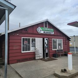 Four Corners Market - Outside