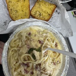 Fettuccine Alfredo with chicken Fettuccine Alfredo with chicken
