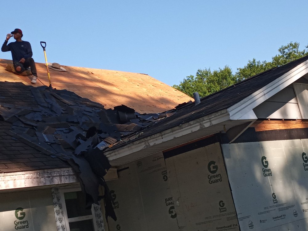 Slide of R and R Roofing Services