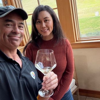 Nicholson Ranch Winery - Wineries Near Me - Sonoma, California