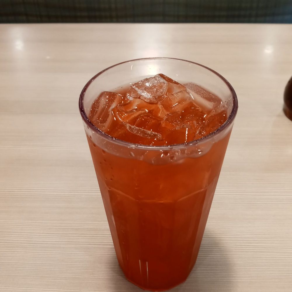 Perkins Restaurant & Bakery - Lemonberry splash ice tea - American Near Me - Kissimmee, Florida