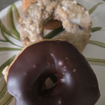 Golden Donuts - Old fashioned, blueberry, chocolate iced - Donuts Near Me - Macomb, Michigan Golden Donuts - Old fashioned, blueberry, chocolate iced - Donuts Near Me - Macomb, Michigan