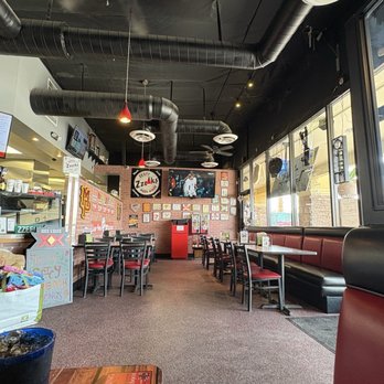 Zzeeks Pizza - Dining area - Pizza Near Me - Phoenix, Arizona Zzeeks Pizza - Dining area - Pizza Near Me - Phoenix, Arizona