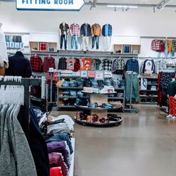 Old Navy - Inside