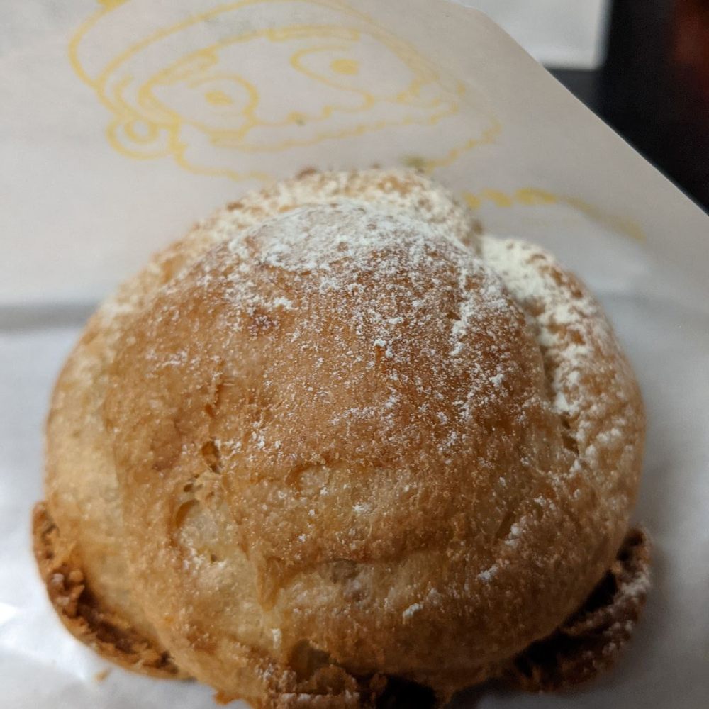 Beard Papa's - Honey creampuff with matcha cream - Desserts Near Me - Flushing, New York