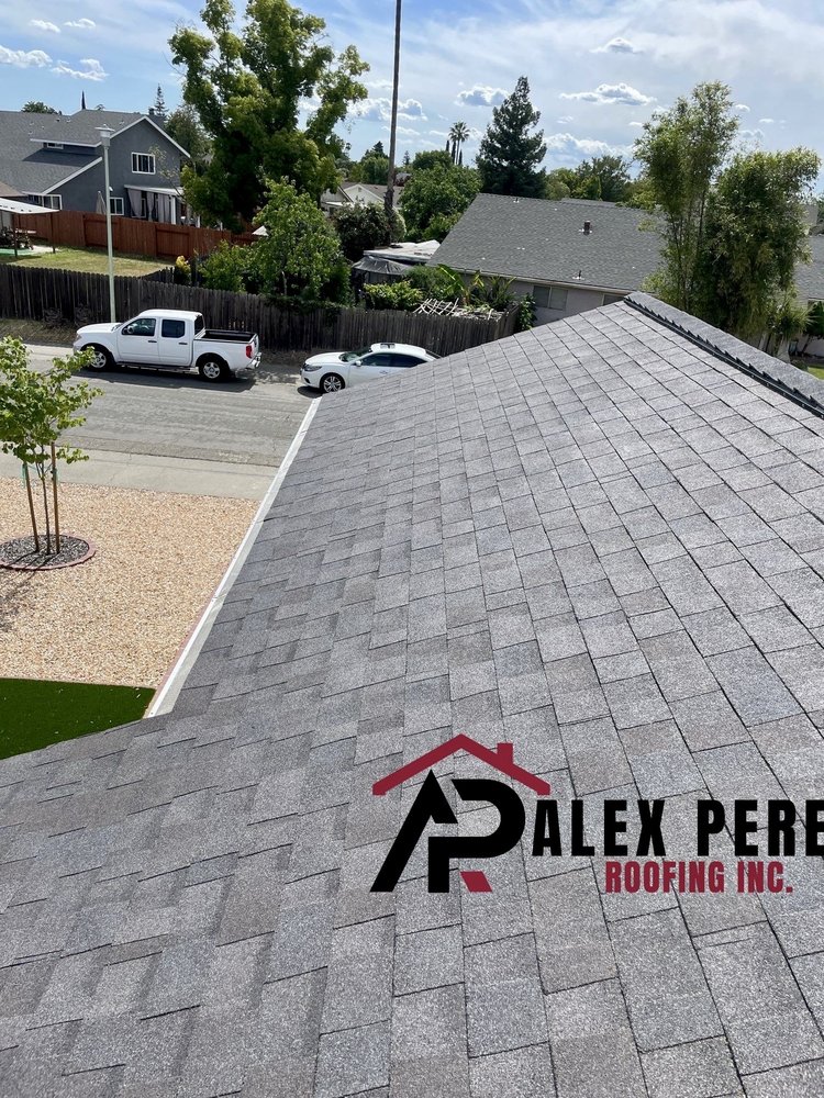 Slide of Alex Perez's Roofing