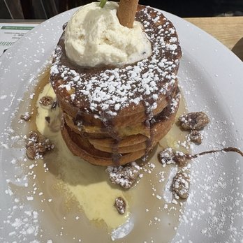 Green Eggs Café - Croissant Cinnamon Bun French Toast - Breakfast & Brunch Near Me - Philadelphia, Pennsylvania Green Eggs Café - Croissant Cinnamon Bun French Toast - Breakfast & Brunch Near Me - Philadelphia, Pennsylvania