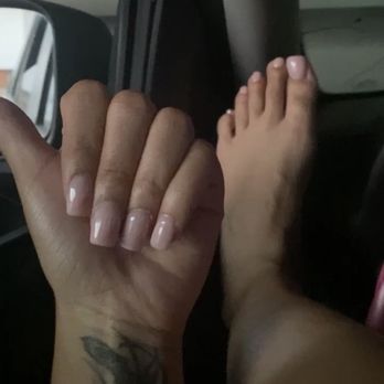 Captivate Nail Spa - Nails by Lina Pedicure by Mai - Nail Salons Near Me - Fullerton, California