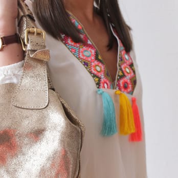 Happy - Accessories Near Me - Croix, 59