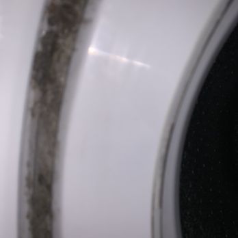 Luxe at Burbank - Grimy washer machines - Apartments Near Me - Burbank, California Luxe at Burbank - Grimy washer machines - Apartments Near Me - Burbank, California
