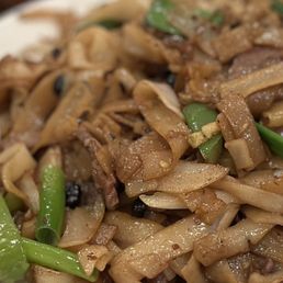 Beef chow fun Beef chow fun