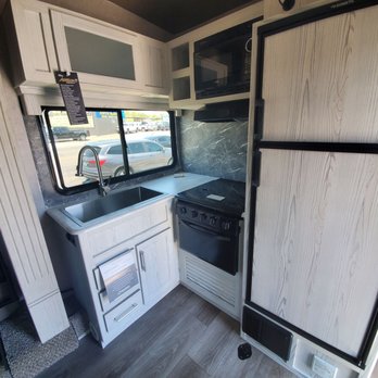 Rowley White RV - RV Repair Near Me - Phoenix, Arizona