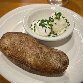 Prime Steakhouse at Harris Ranch - Steakhouses Near Me - Coalinga, California
