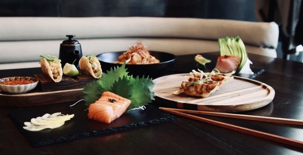 HandoSake Sushi by null