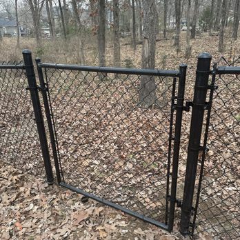 SR Fencing - Gated access point. - Fences & Gates Near Me SR Fencing - Gated access point. - Fences & Gates Near Me