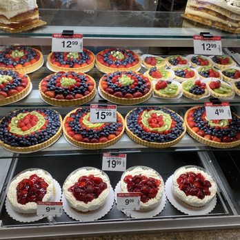 Mariano's - Jefferson Park - Good healthy nutritious food? I mean there's fruit lol - Grocery Near Me - Chicago, Illinois Mariano's - Jefferson Park - Good healthy nutritious food? I mean there's fruit lol - Grocery Near Me - Chicago, Illinois