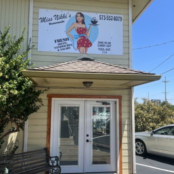 Miss Nikki’s Homemade - the front of the shop - Sandwiches Near Me - Osage Beach, Missouri Miss Nikki’s Homemade - the front of the shop - Sandwiches Near Me - Osage Beach, Missouri