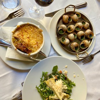 Le Procope - French Onion Soup, Escargot, & Arugula Artichoke Salad - French Near Me - Paris, 75