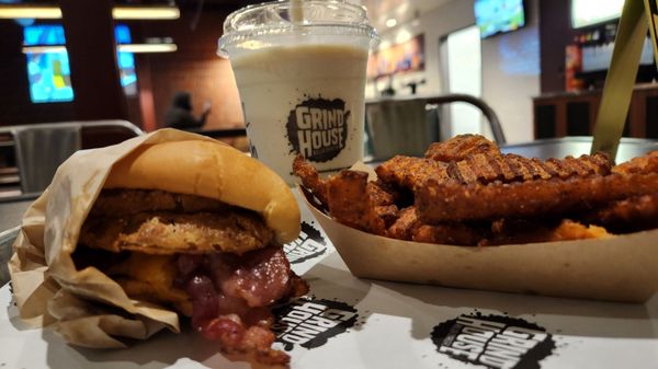 Grindhouse Killer Burgers by null