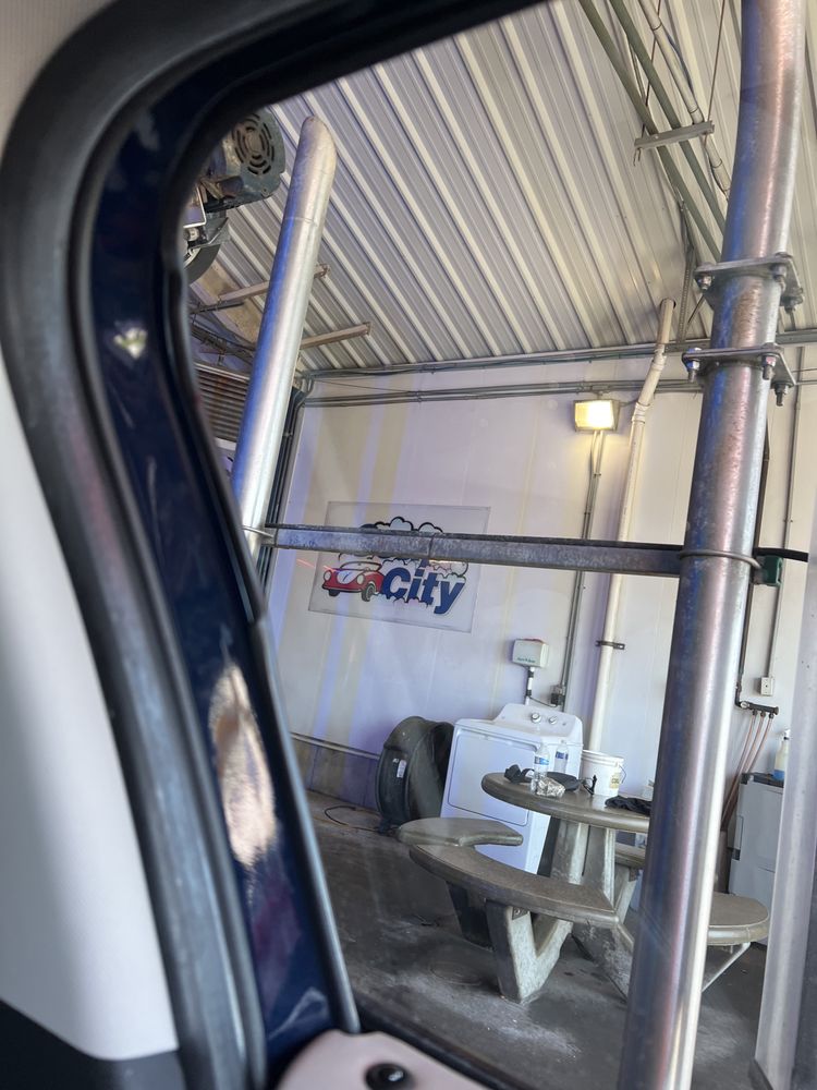 SOAP CITY CAR WASH Updated October 2024 2745 Navarre Ave, Oregon