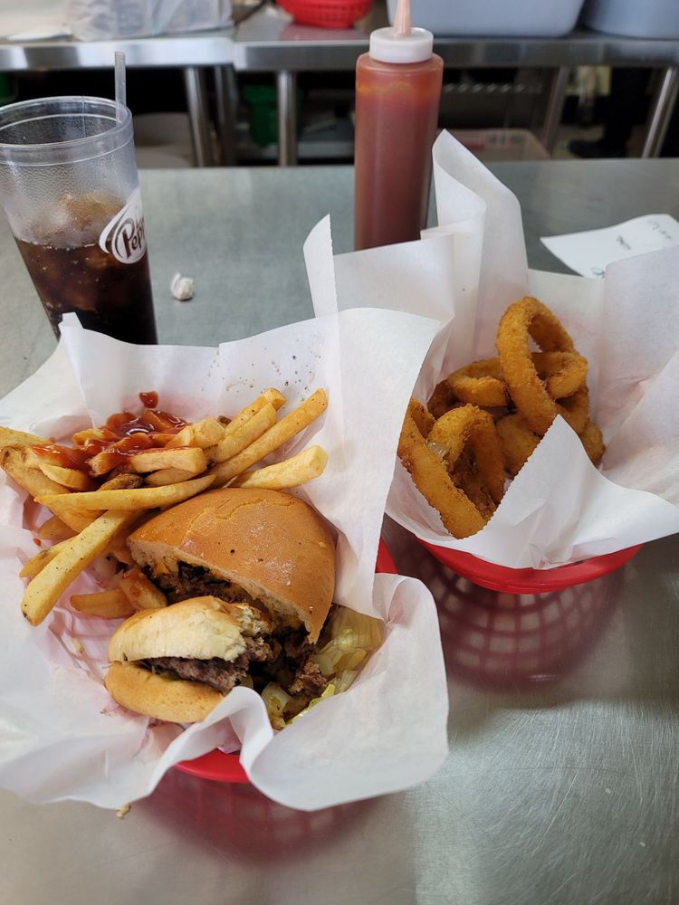 ROSCO’S BURGER INN Updated November 2024 71 Photos & 119 Reviews