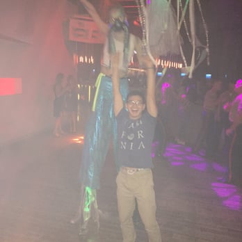 Q Nightclub - California love...for jellyfish - Dance Clubs Near Me - Seattle, Washington Q Nightclub - California love...for jellyfish - Dance Clubs Near Me - Seattle, Washington