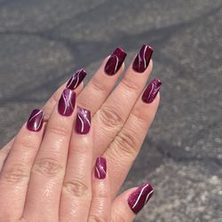Modern Nails & Spa - Gel X with Cat Eye