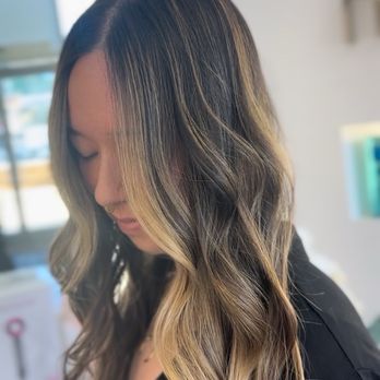 Salon Nuuvo - Hair Salons Near Me - Calabasas, California Salon Nuuvo - Hair Salons Near Me - Calabasas, California