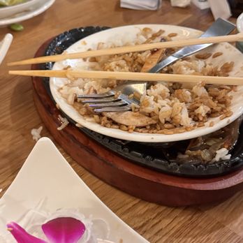 Momo Sushi - Piled dishes - Sushi Bars Near Me - Riverside, California Momo Sushi - Piled dishes - Sushi Bars Near Me - Riverside, California