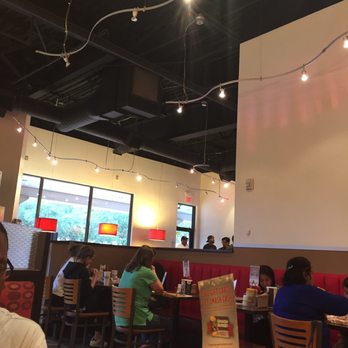 Smashburger - Seating area - Burgers Near Me - Sugar Land, Texas Smashburger - Seating area - Burgers Near Me - Sugar Land, Texas