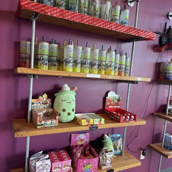 Teacupfuls - Swag and merch - Coffee & Tea Near Me - Bend, Oregon