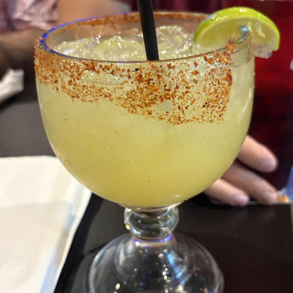Texas Huddle - Margarita - a lil too yellow means cheap mixer - Chicken Wings Near Me - Webster, Texas