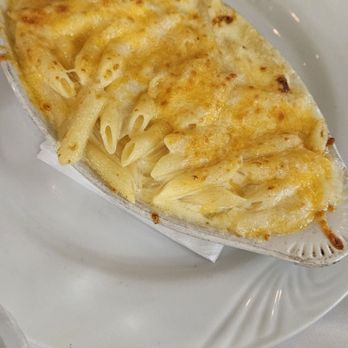 Spiro's - Mac & cheese for the kiddo - New American Near Me - Rocky Point, New York