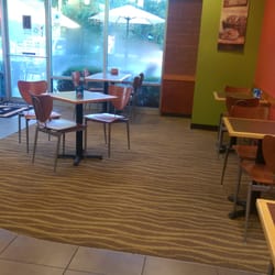 BIGGBY COFFEE - Very clean!
