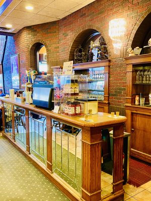 Red Rose Pizzeria by null