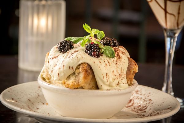 Charleston's Restaurant by null