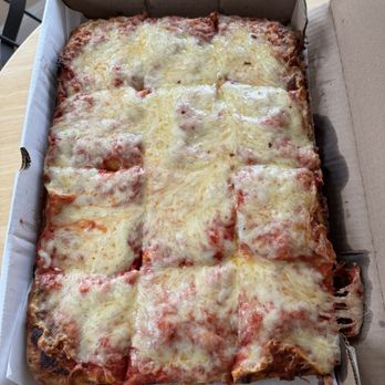 Rosa Mia Pizza - Large Traditional Cheese Pizza - Pizza Near Me - Johnston, Rhode Island Rosa Mia Pizza - Large Traditional Cheese Pizza - Pizza Near Me - Johnston, Rhode Island