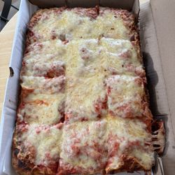 Rosa Mia Pizza - Large Traditional Cheese Pizza