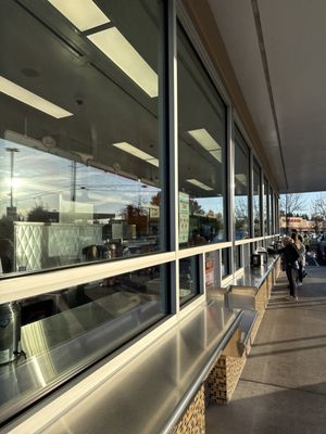 Dick's Drive-In by null